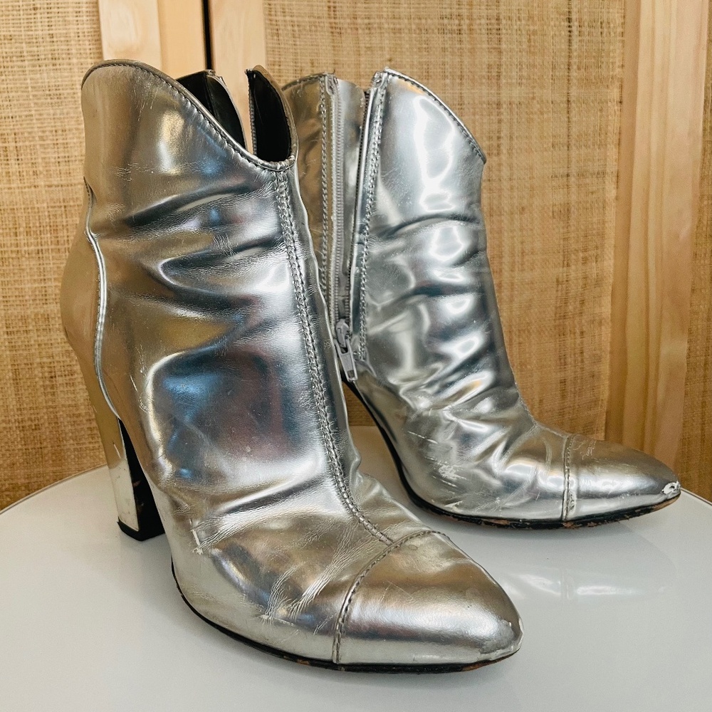 Burberry silver chrome mirror ankle booties size 37.5 EU